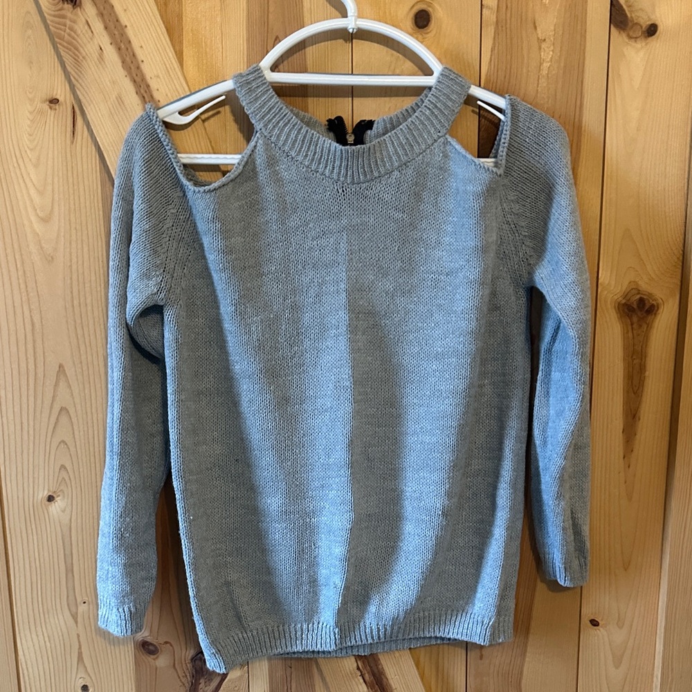 American Eagle Outfitters Off-the-Shoulder Gray Sweater
